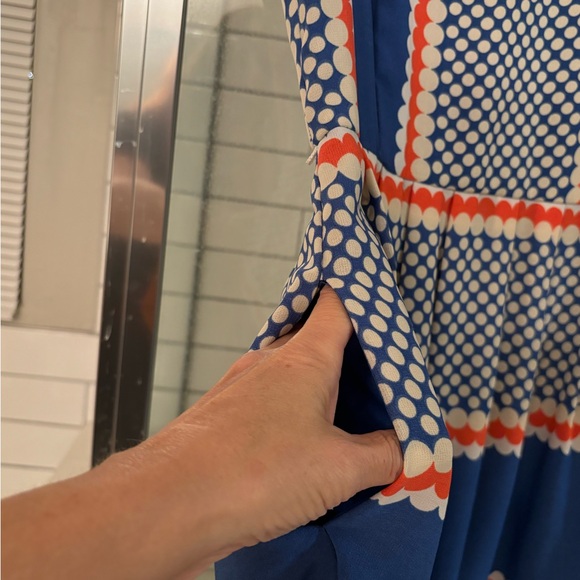 Gabby Skye Fit and Flare Dress Size 16P - Picture 3 of 6